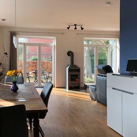 Ferienwohnung Schleusenhaus Hameln ハーメルン エクステリア 写真